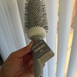 Olivia Garden Ceramic + Ion Hair Brush